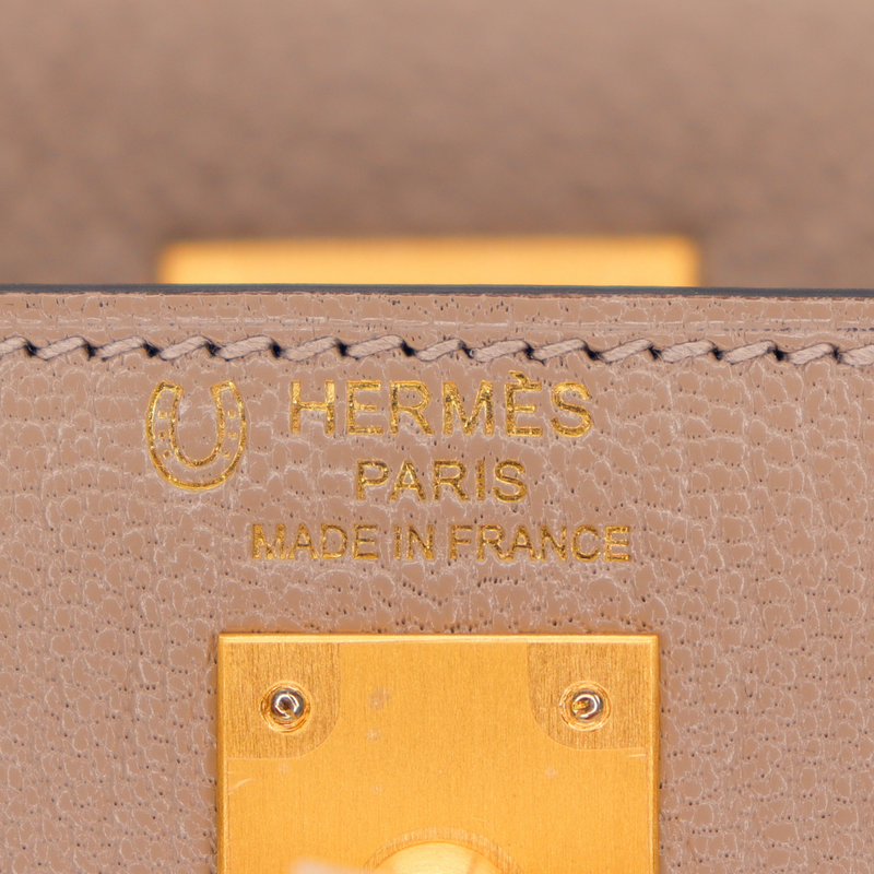 Hermès 25cm Kelly Sellier HSS Gris Tourterelle Chèvre Leather Brushed Gold Hardware